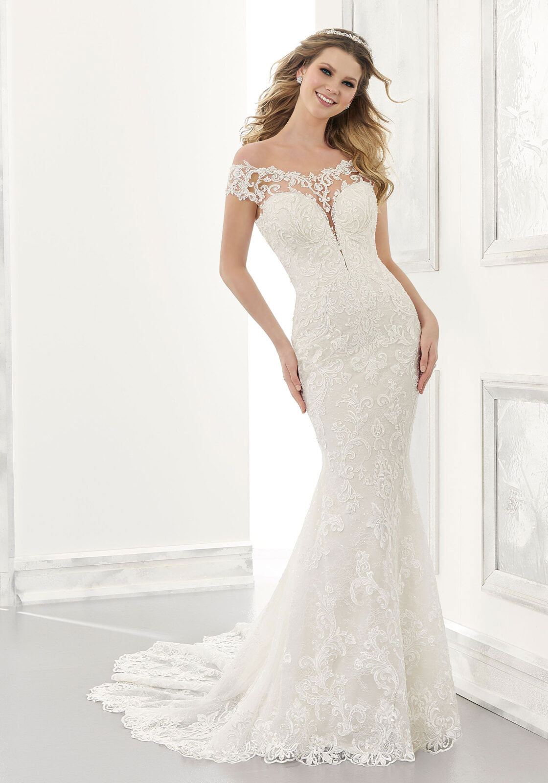 Wedding dress 881